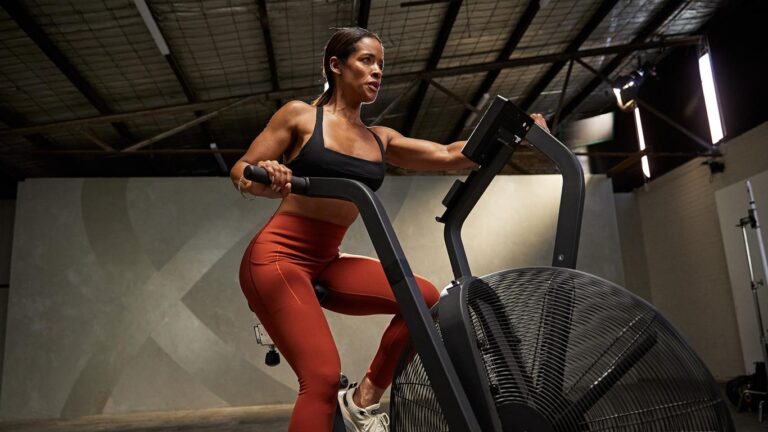 Cardio vs. Strength Training: Which Boosts Fitness More?
